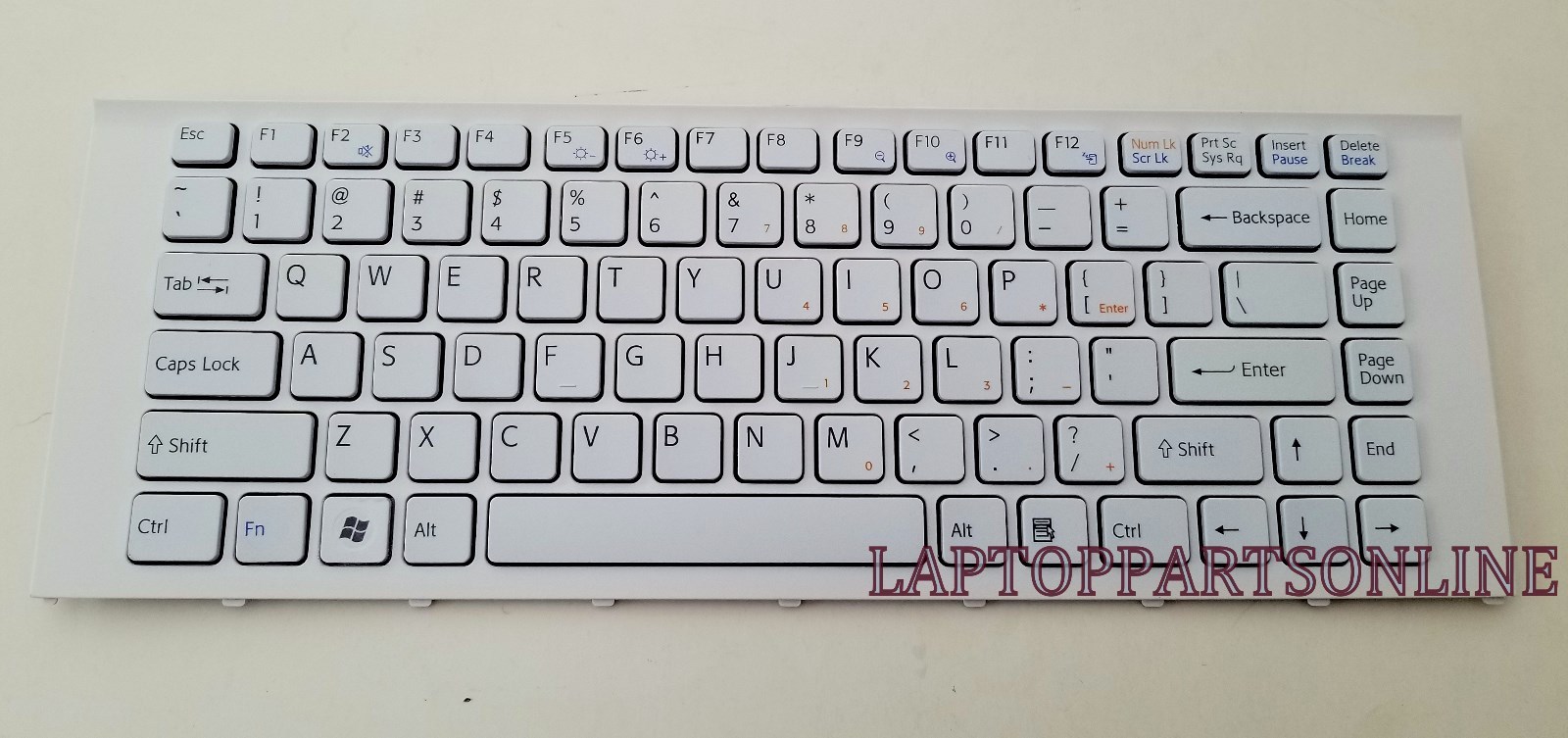 GENUINE NEW SONY VAIO PCG-61315L PCG-61316L PCG-61317L WHITE US KEYBOARD W/FRAME