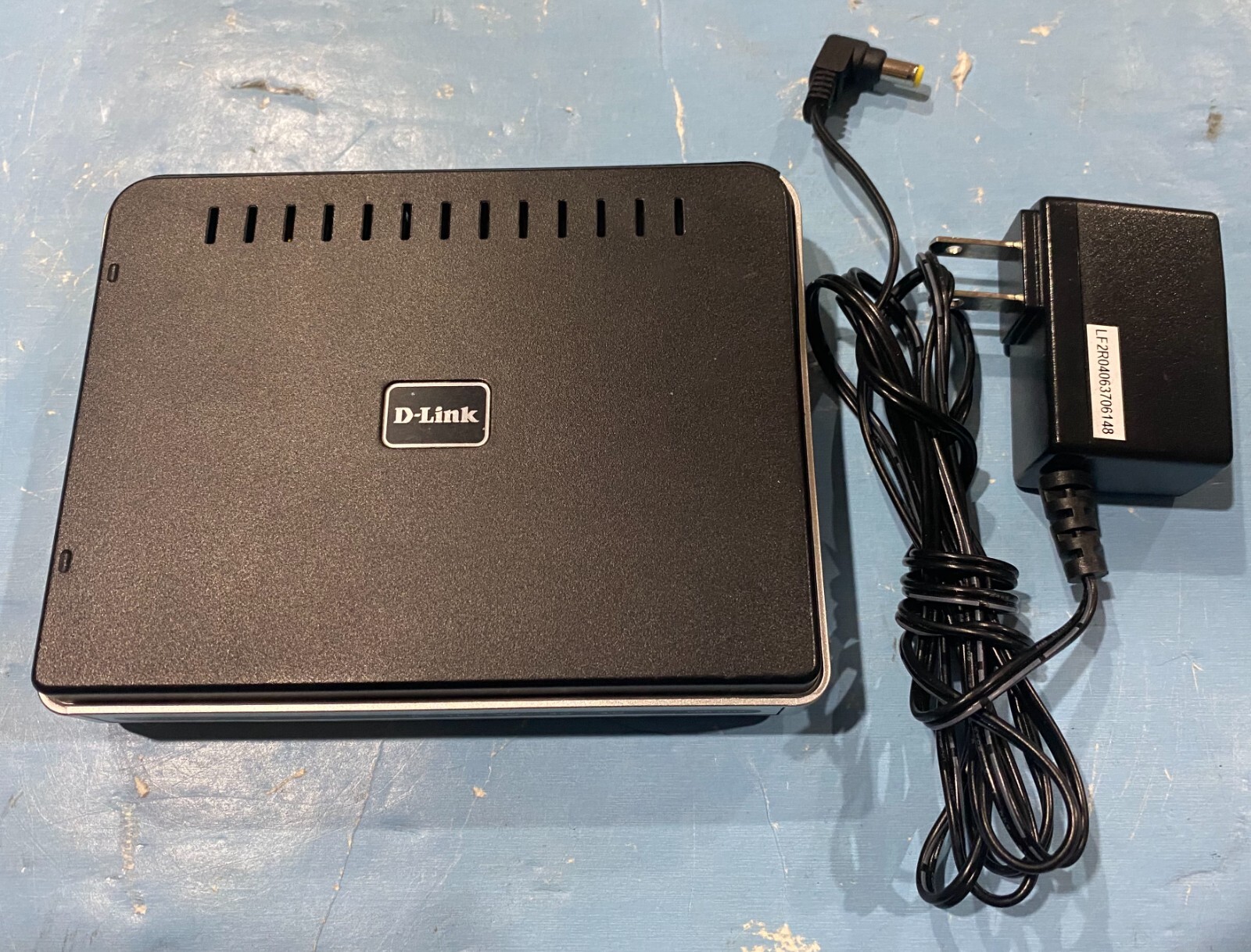 D-Link EBR-2310 4-Port 10/100 Wired Router for Home or Office