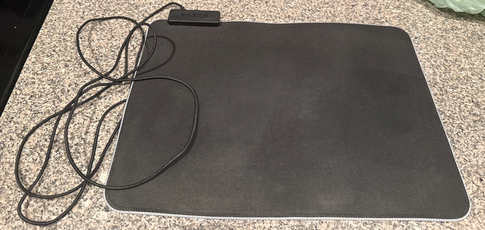 Razer Goliathus Chroma Gaming Mousepad with RGB Lighting RZ02-0250