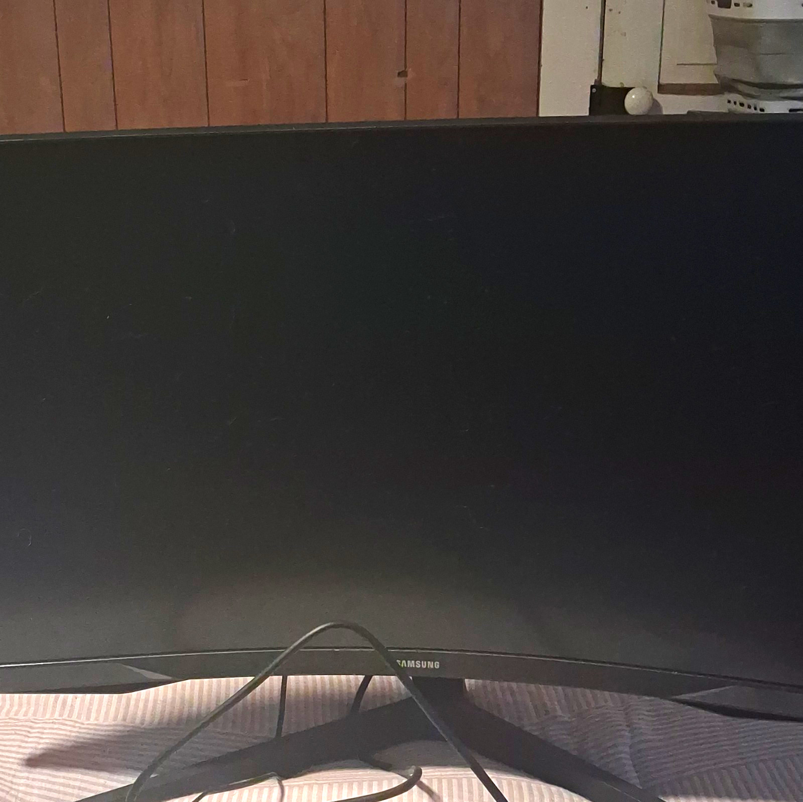Samsung  32" Curved VA 1080p HDMI/DP 120Hz 2ms Black