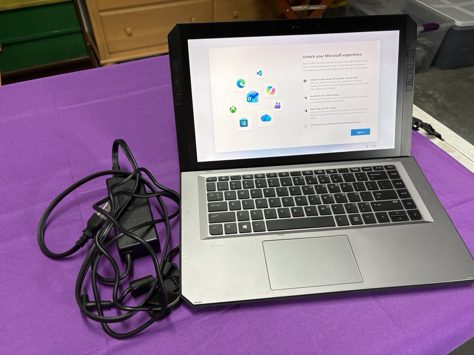 HP ZBook X2 G4 Workstation Intel I7, 32GB RAM, 512GB SSD No Pen
