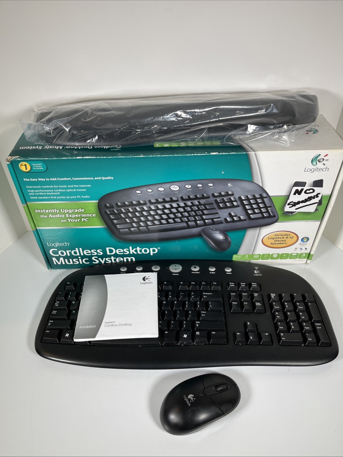 Logitech Wireless Internet Pro Tactile Cordless Keyboard Mouse Model Y-RAJ56A