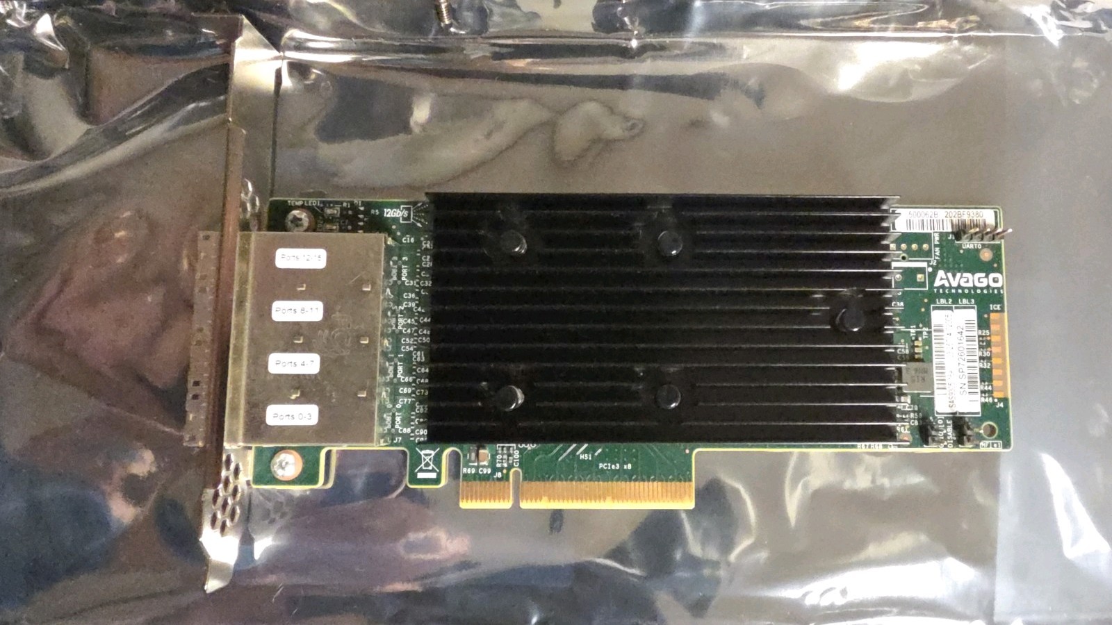 Avago Broadcom LSI 9305-16e SATA / SAS HBA Controller 12Gbps IT-Mode SFF-8644