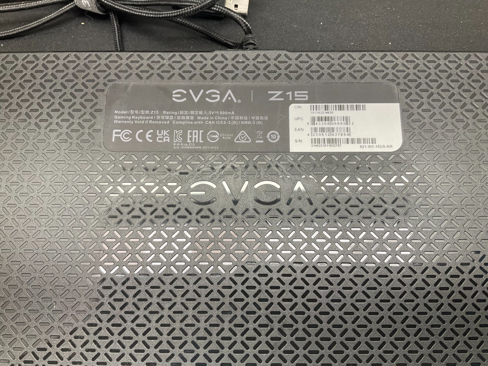 eVGA Z15, Per Key RGB, Silver Linear, Wired, Black, Mechanical Gaming Keybooard