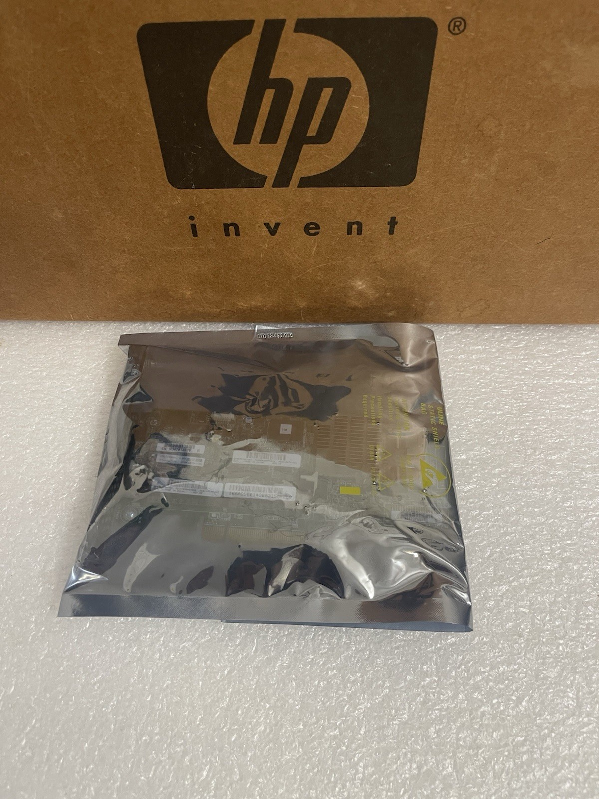 HP 631671-B21 633538-001 P420/2GB FBWC 6GB 2PORT SAS CONTROLLER Card G8