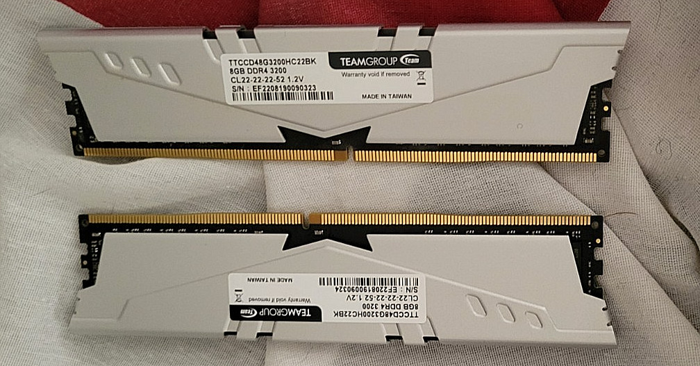 T-Create Classic Overclocking 10L DDR4 16GB Kit (2 X 8GB) 3200Mhz (PC4 25600) CL