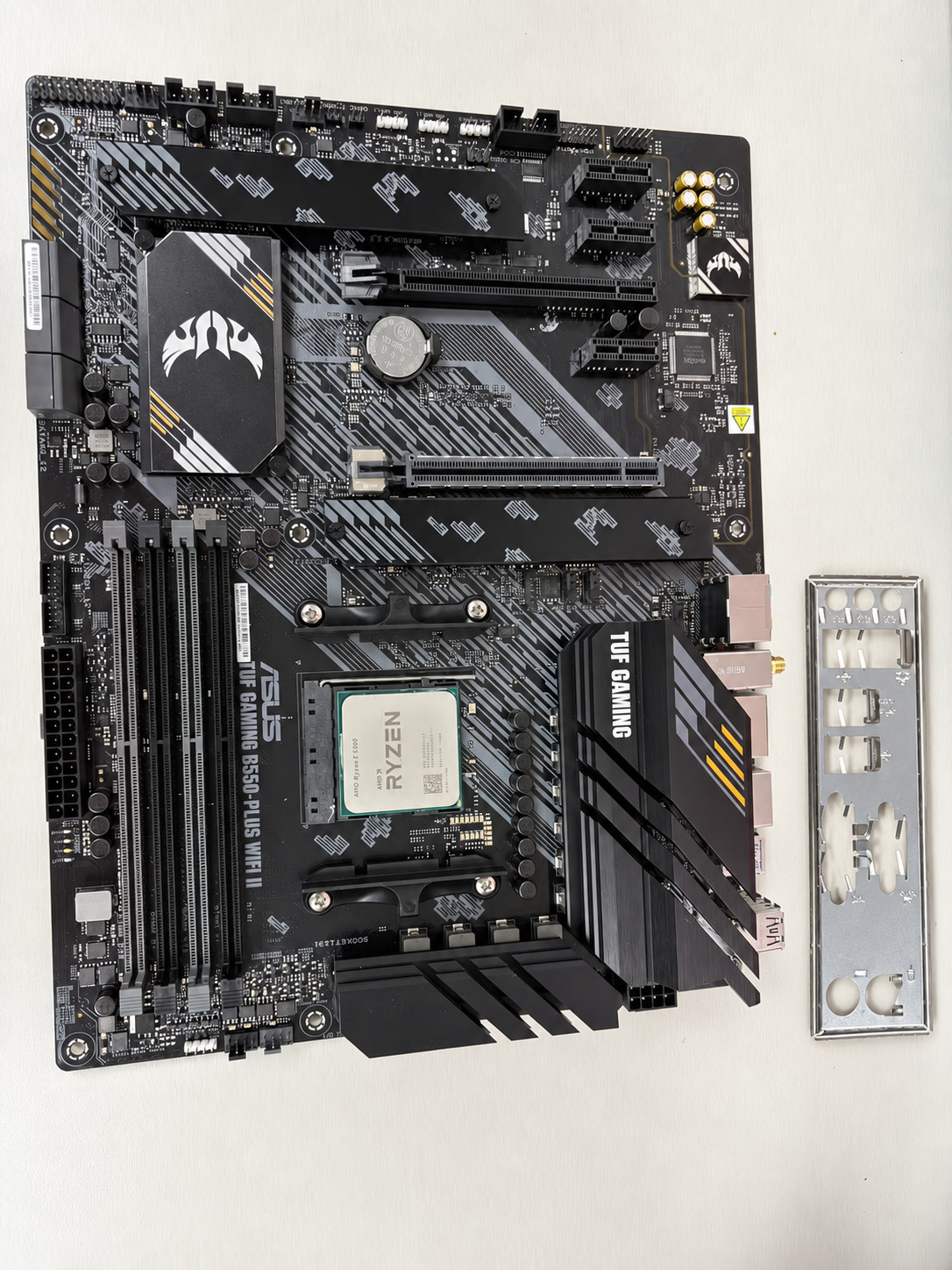 ASUS TUF GAMING B550-PLUS WIFI II AM4 Motherboard w/ Ryzen 5 5500 CPU I/O Shield