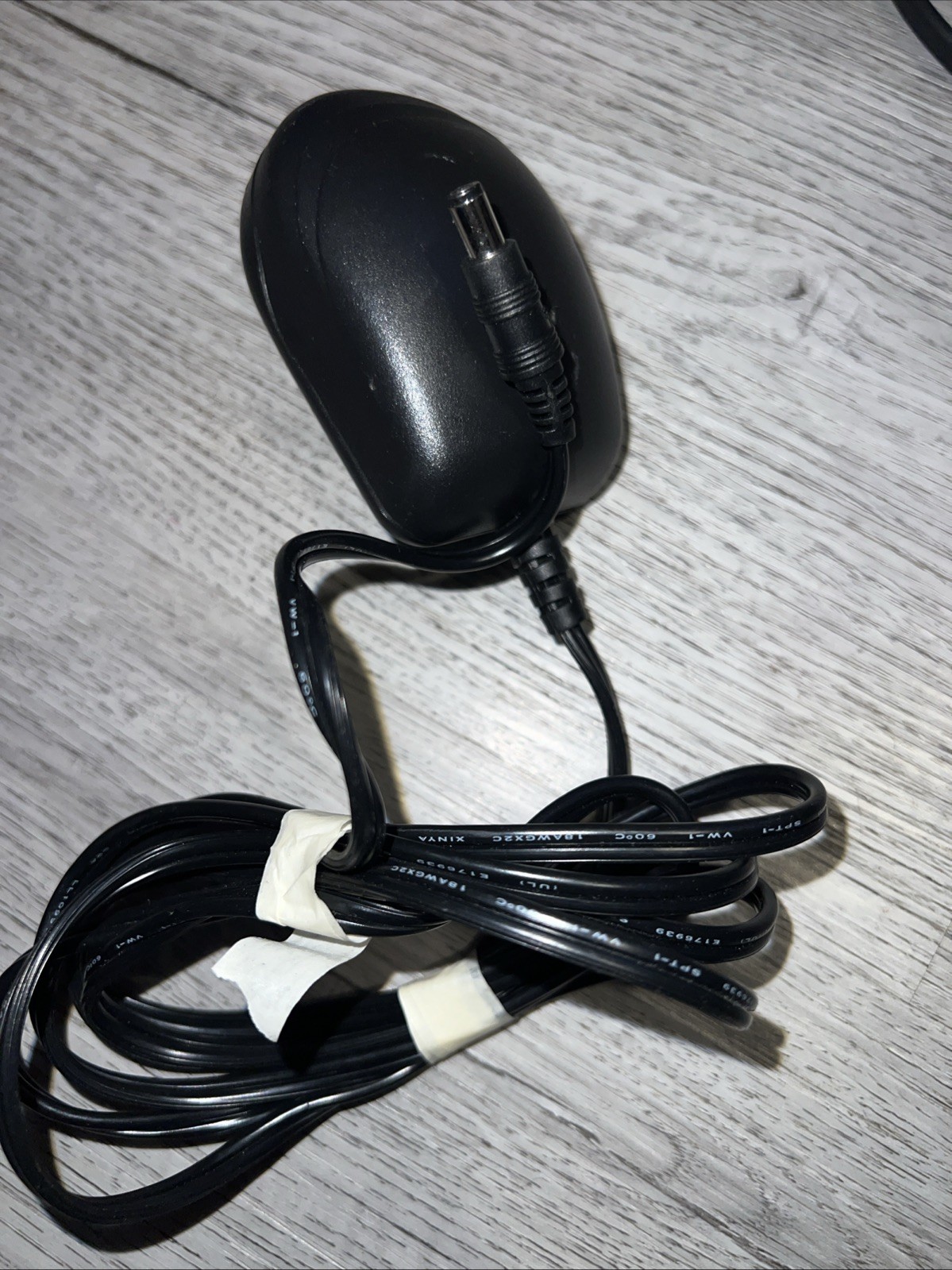 Genuine ENG EPA-101MU-05A Output 5 V 2.5 A Power Supply Adapter A60