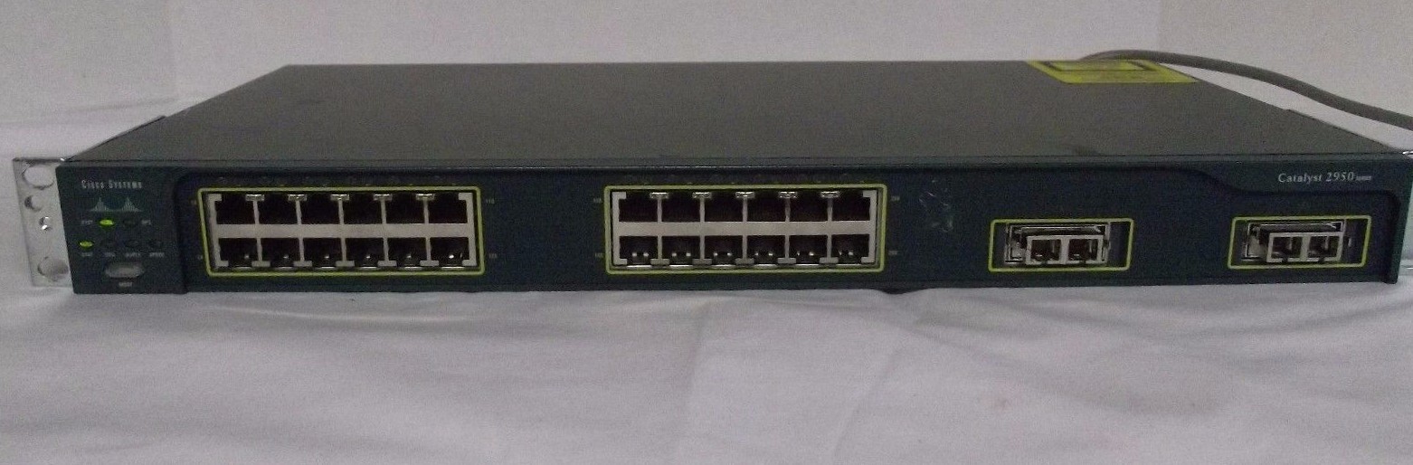 Cisco Catalyst 2950 WS-C2950G-24-EI 24 10/100 ports + 4 Fibre Ports