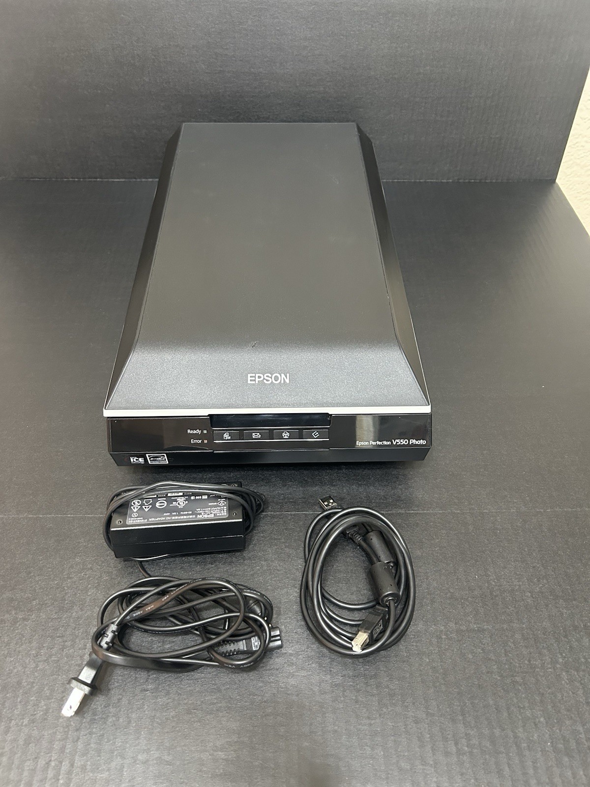 Epson Perfection V550 Photo Slides Negatives Color Flatbed Scanner Tested Works