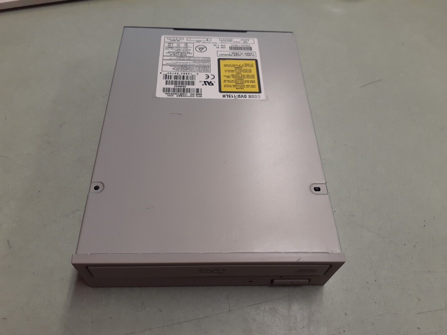 Pioneer DVD-115LH DVD ROM Drive - Light Gray Bezel