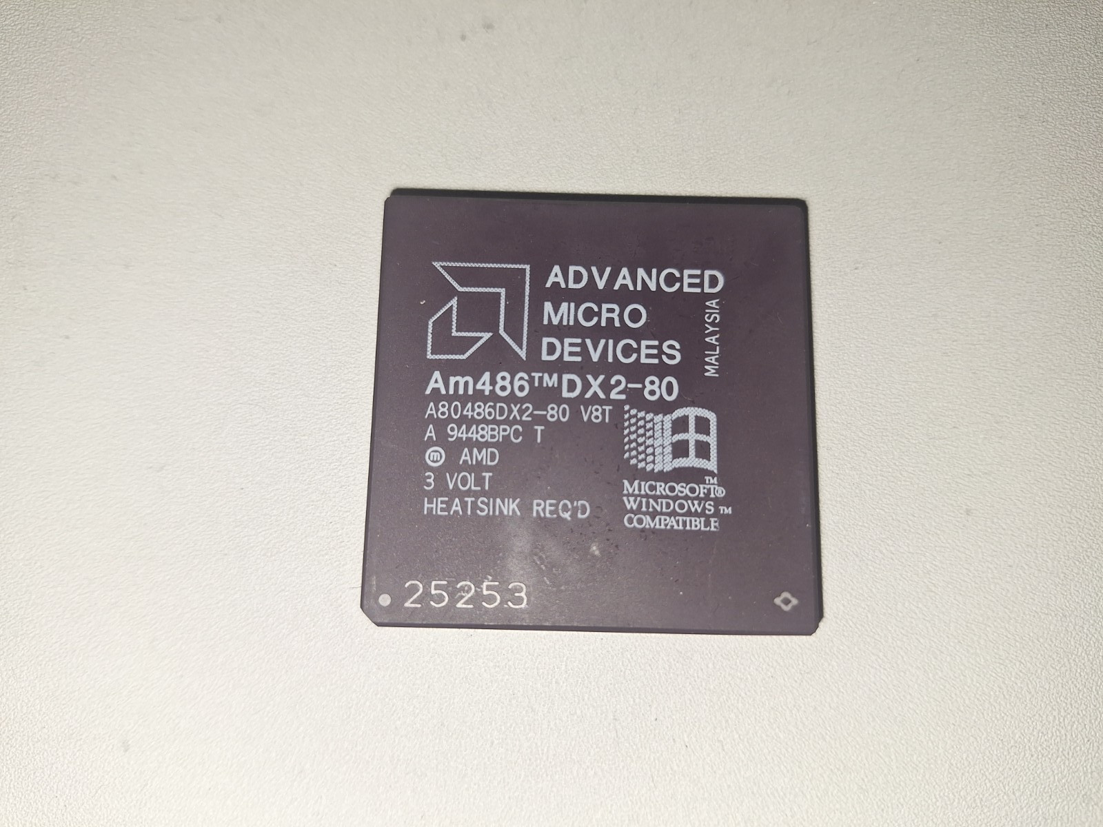 486DX2-66 Am486DX2-66 A80486DX2-66 V8T NV8T SV8B 3V Vintage CPU GOLD
