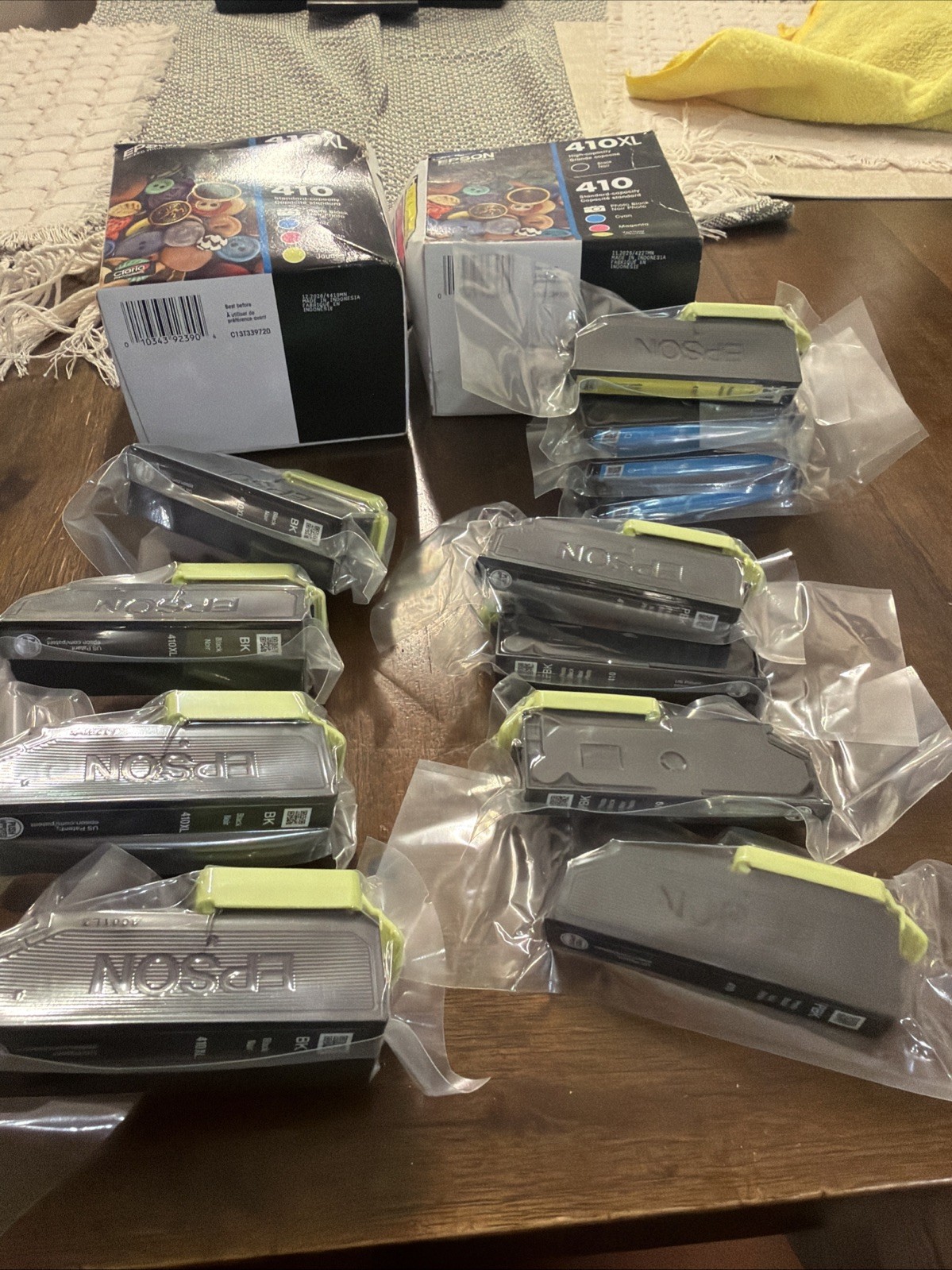 Genuine Epson 410XL Black-410 PBlack & Yellow Lot Of 12 Sealed Exp 11/26 See Pic