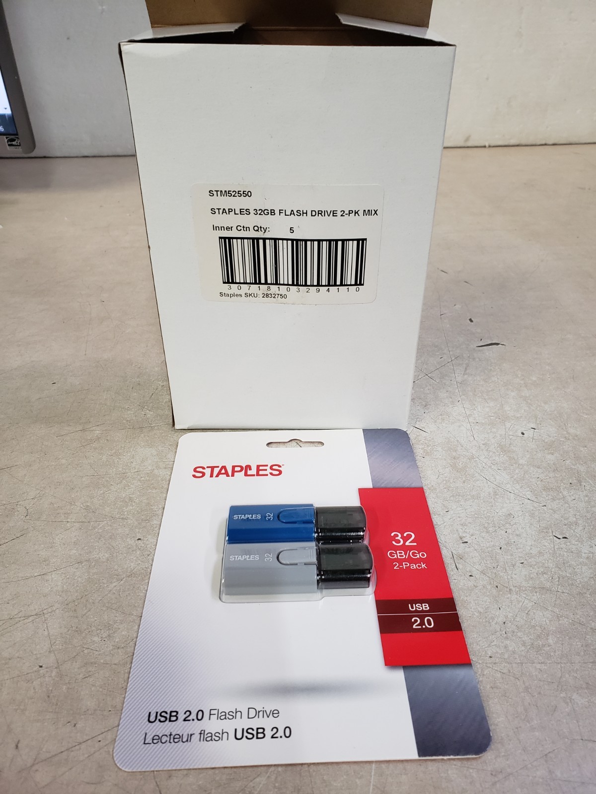 5 Packs - Staples 32GB USB 2.0 Flash Drive (2/Pack)