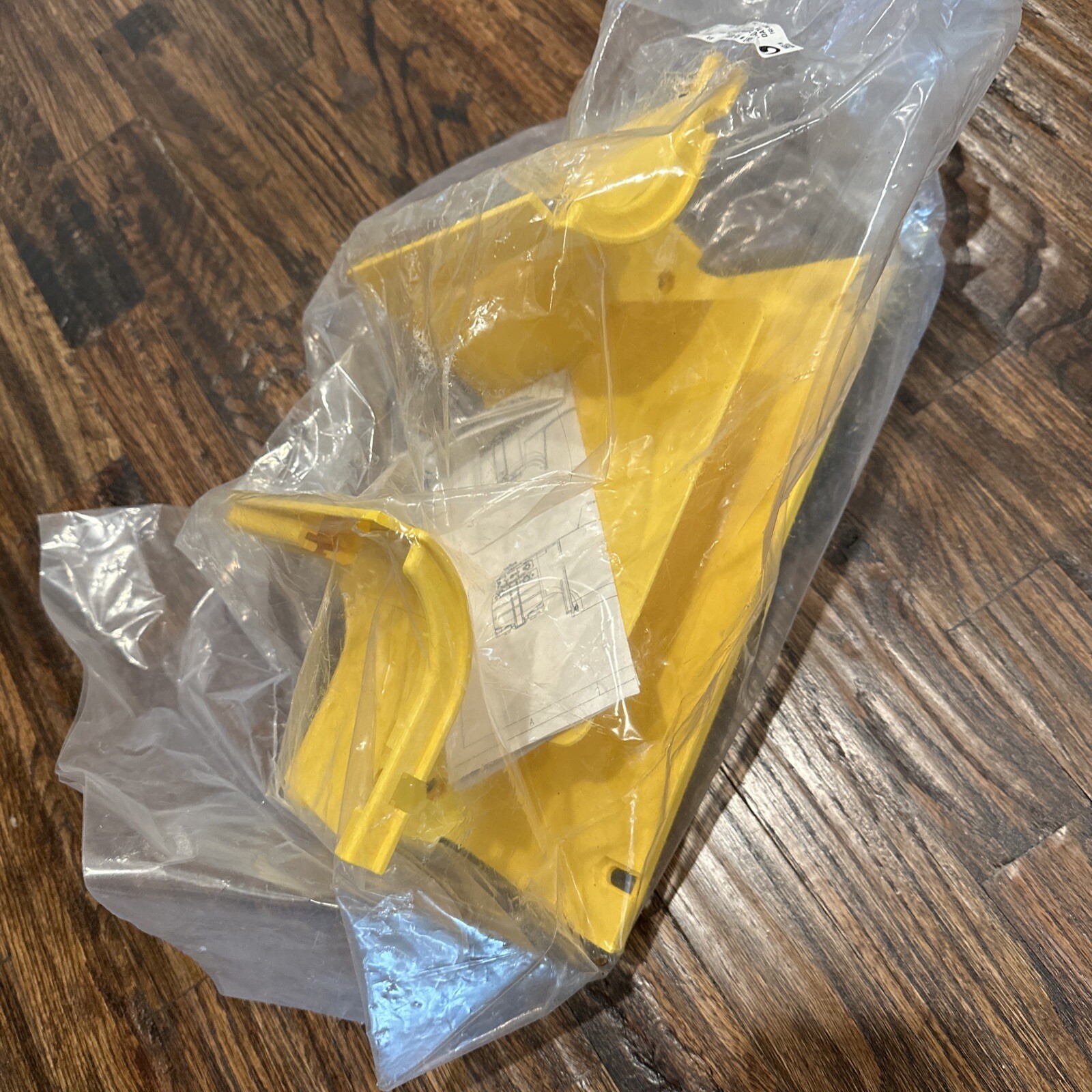 NEW FGS-MDSP-A ADC TE COMMSCOPE FIBERGUIDE 4 INCH DOWN SPOUT / HORZ T