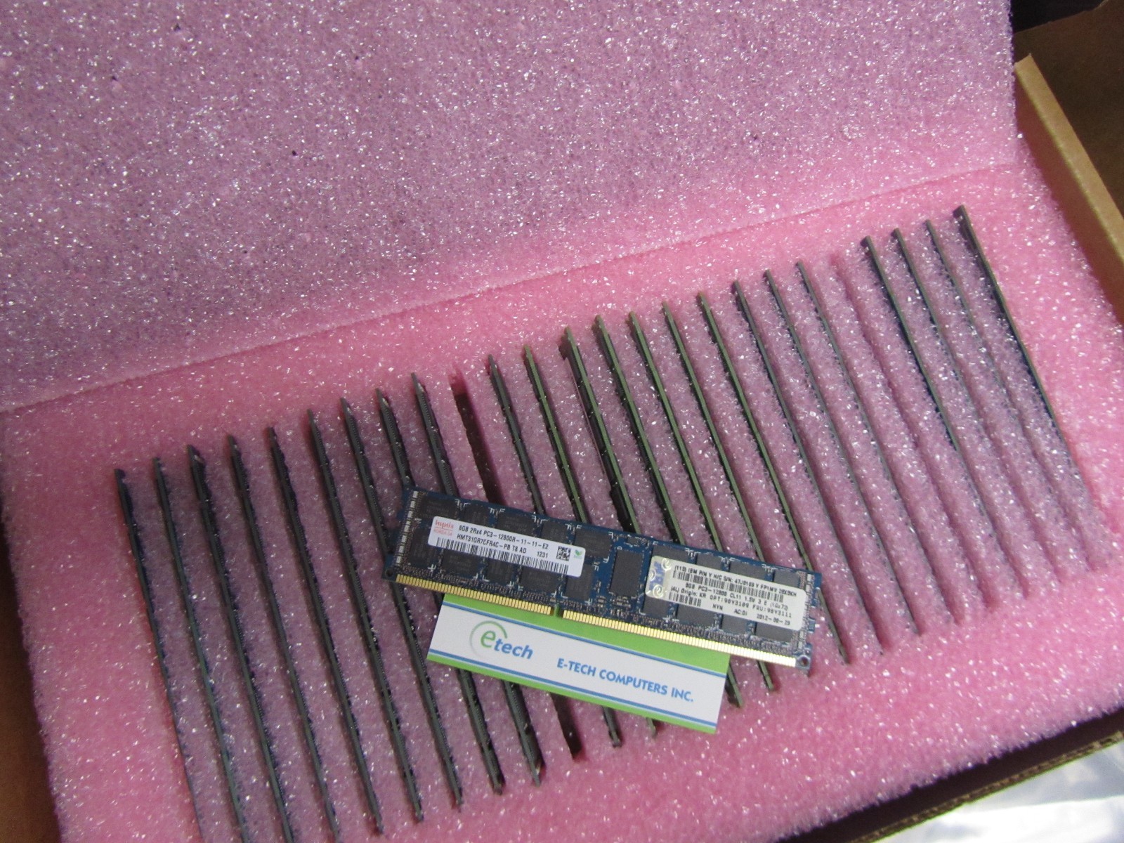 90Y3109 / 90Y3111 - IBM 8GB (1x8GB, 2Rx4, 1.5V) PC3-12800 CL11 ECC DDR3 1600MHz