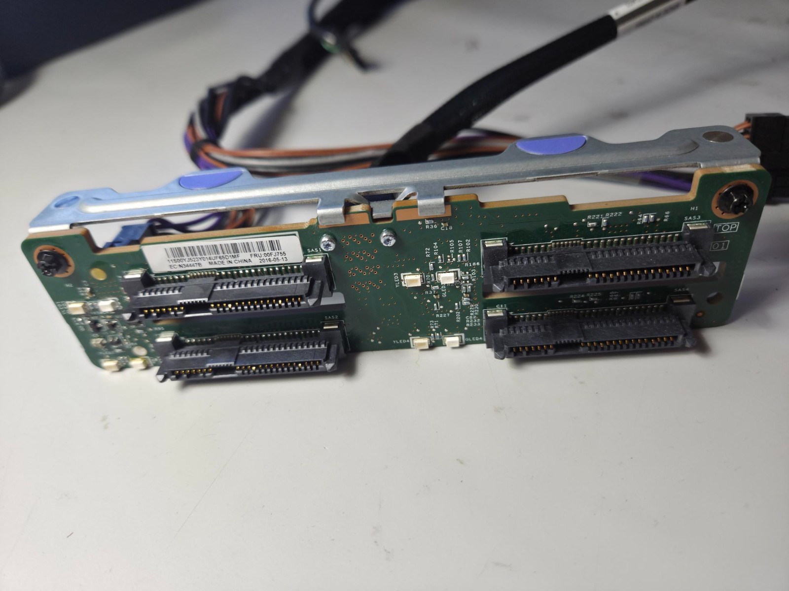 Lenovo 00KC952 00KC960 4-Bay SAS SATA Backplane Board w/ Cables 00JT755