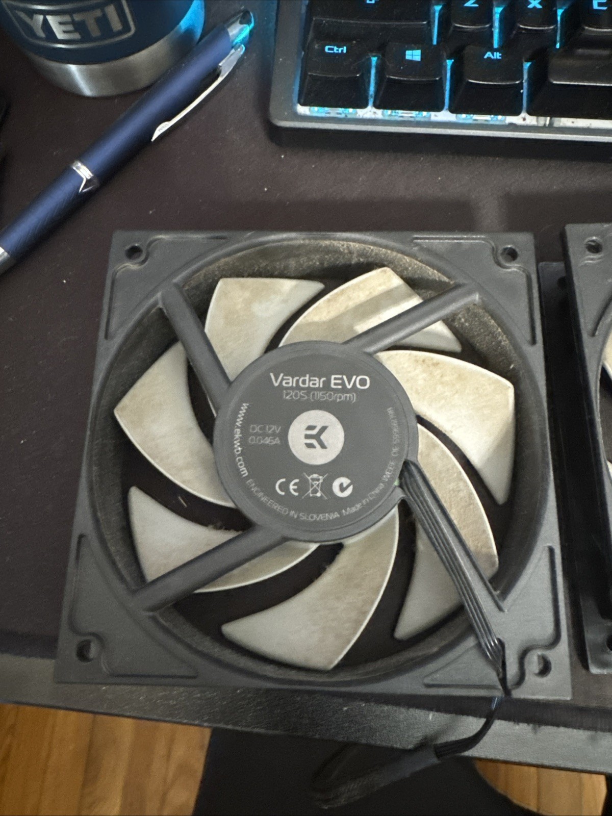 EK-Vardar EVO 120ER RGB 1150RPM Static Pressure Case Fan Black 120mm
