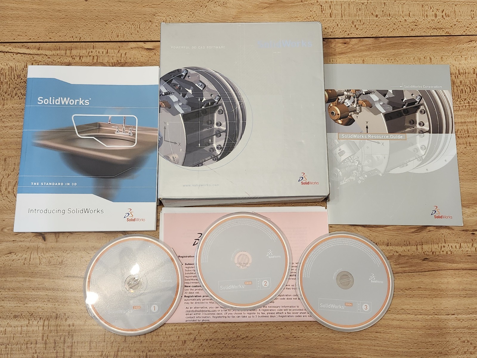 Solidworks Office Professional 2004 3D CAD Software 3 Discs No Key