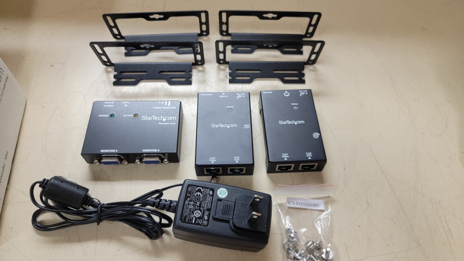 StarTech.Com ST121SHD50 HDMI Over Cat 5e/6 Extender & VGA Over Cat5 Video Extend