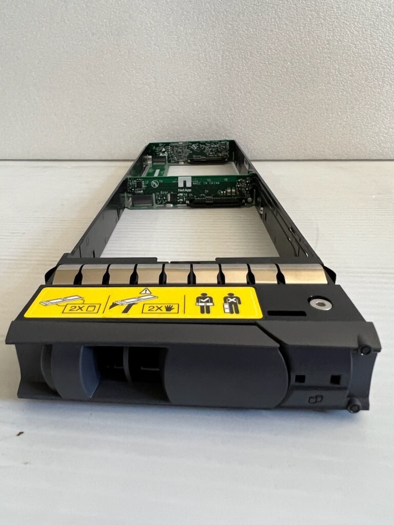 DS4486 111-J9197 Dual-Drive Tray/Caddy for Netapp DS4486 Disk Array Shelf