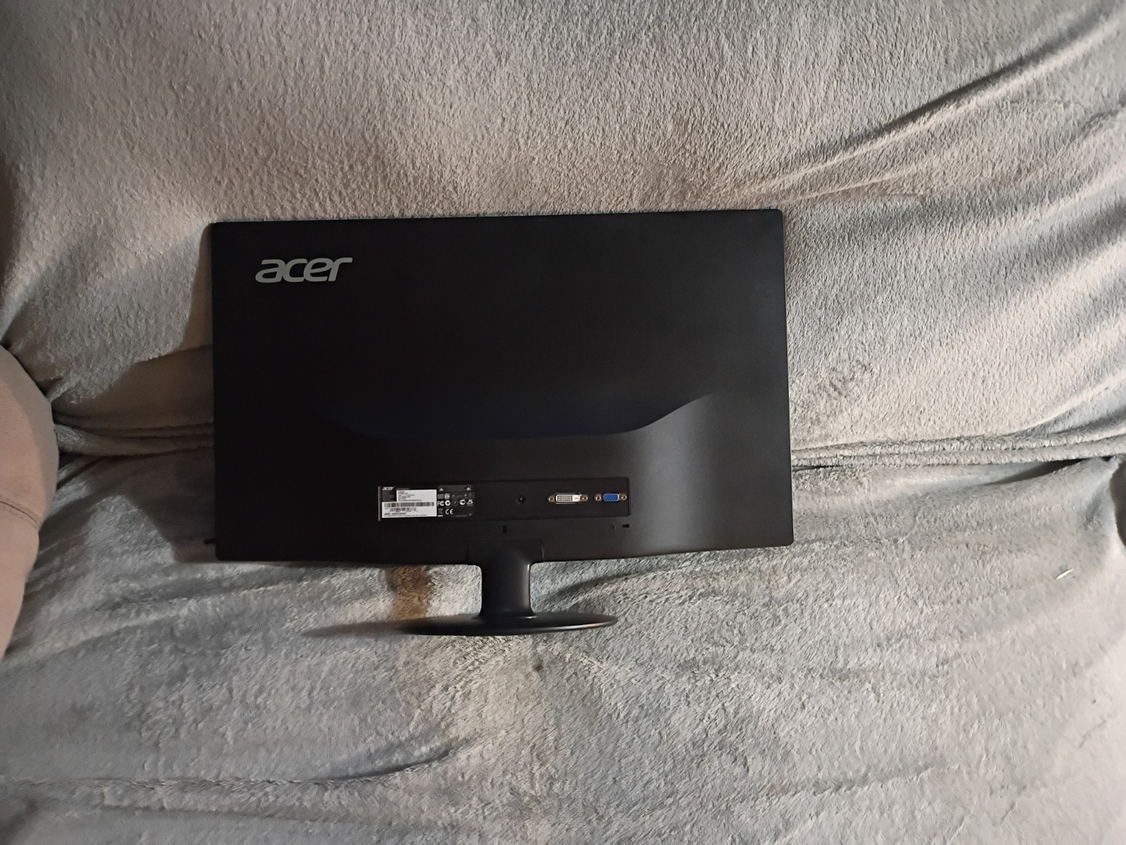 Acer UMFV6AA005 24 inch LCD Monitor