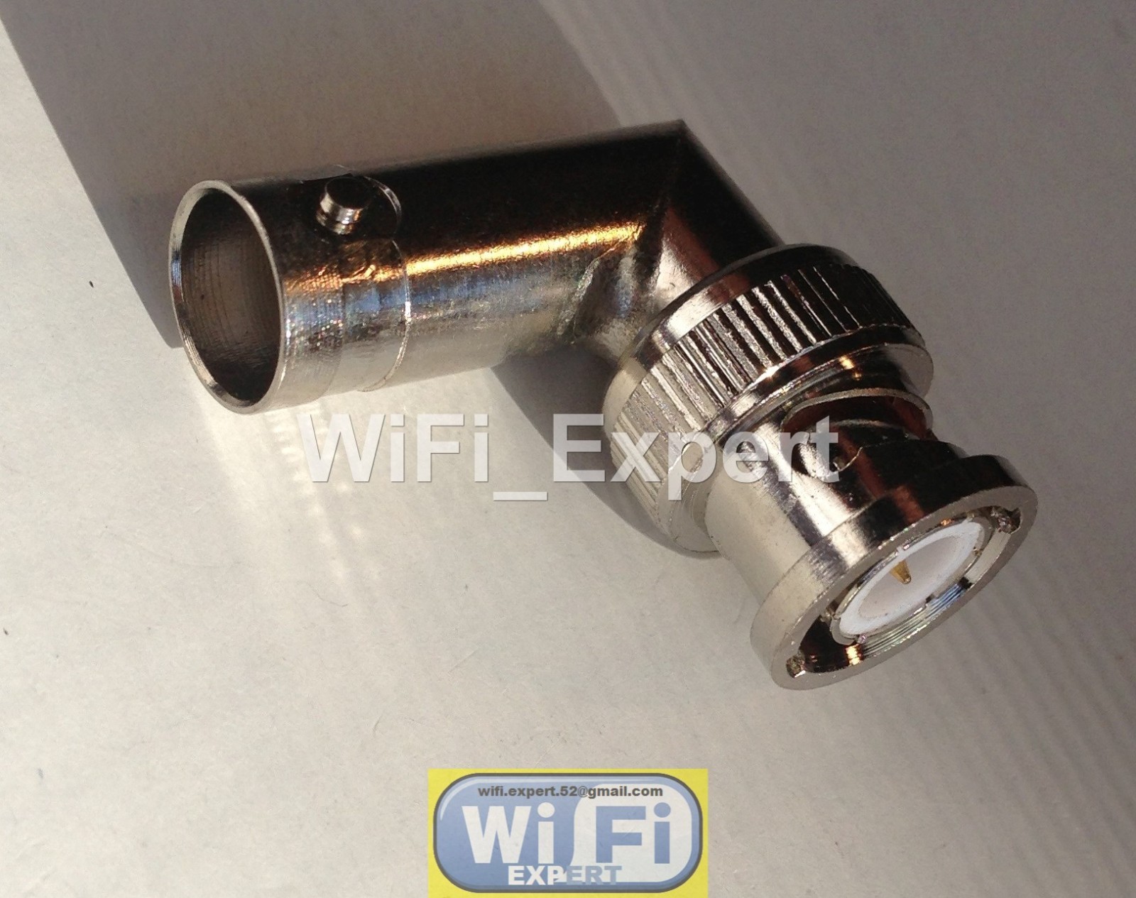 1 x BNC Male to BNC Female jack RIGHT Angle L in Series Adapter Connector 2 Way