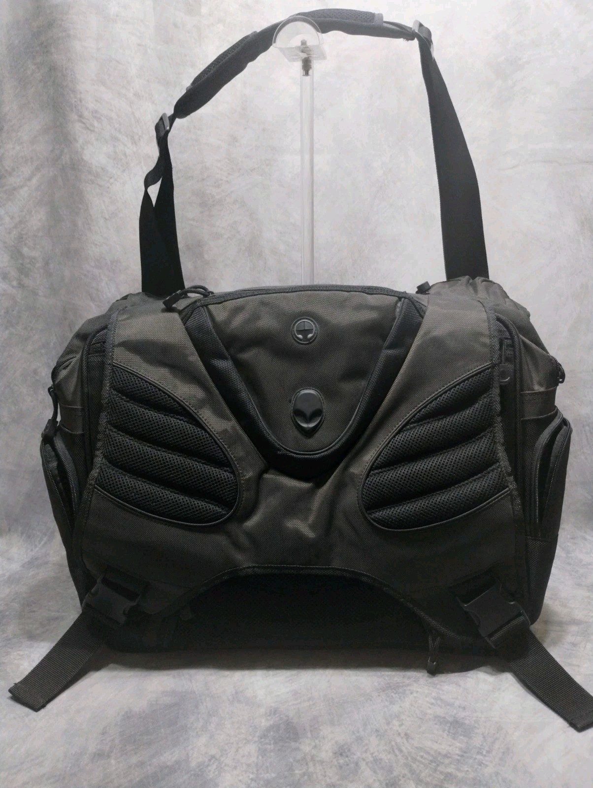 Vintage 2005 Alienware Odyssey Messenger Bag 17" Laptop X-AWRMC-L Y2K