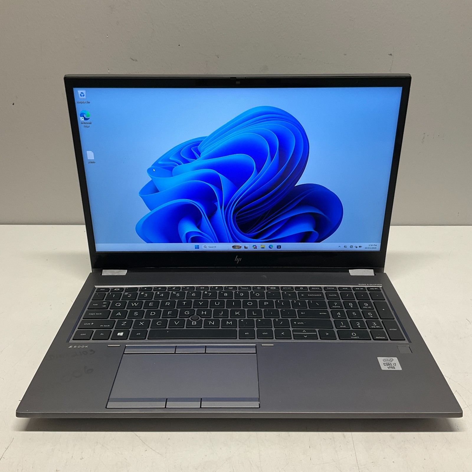 HP ZBook Fury 15 G7 15 i7-10850H 2.70GHz 16GB 512GB SSD Windows 11 Pro Laptop