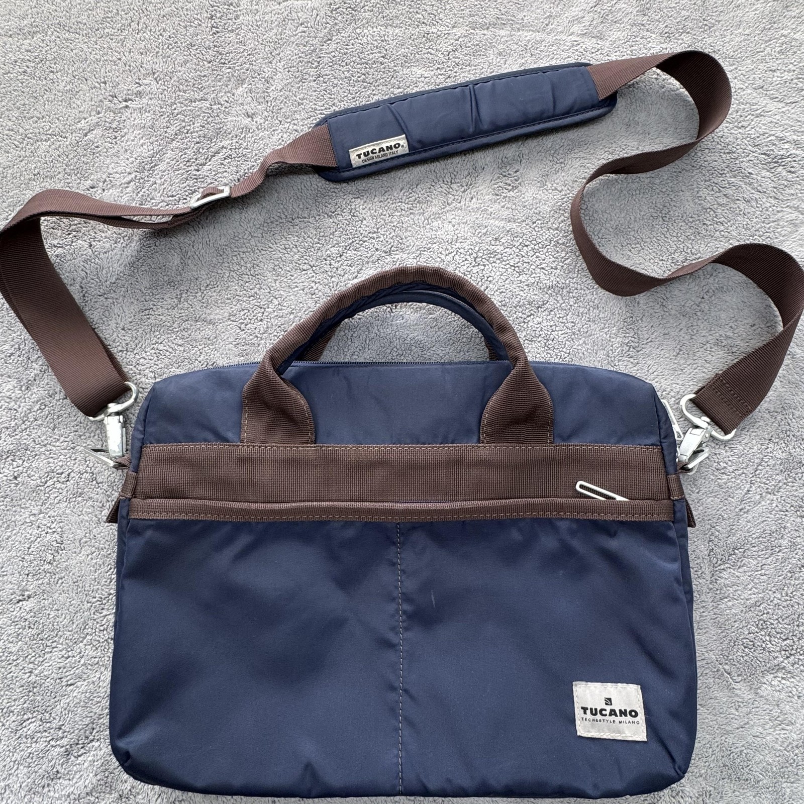 Tucano Blue Shoulder Messenger Bag Padded Laptop Bag Partitions Nylon Compact