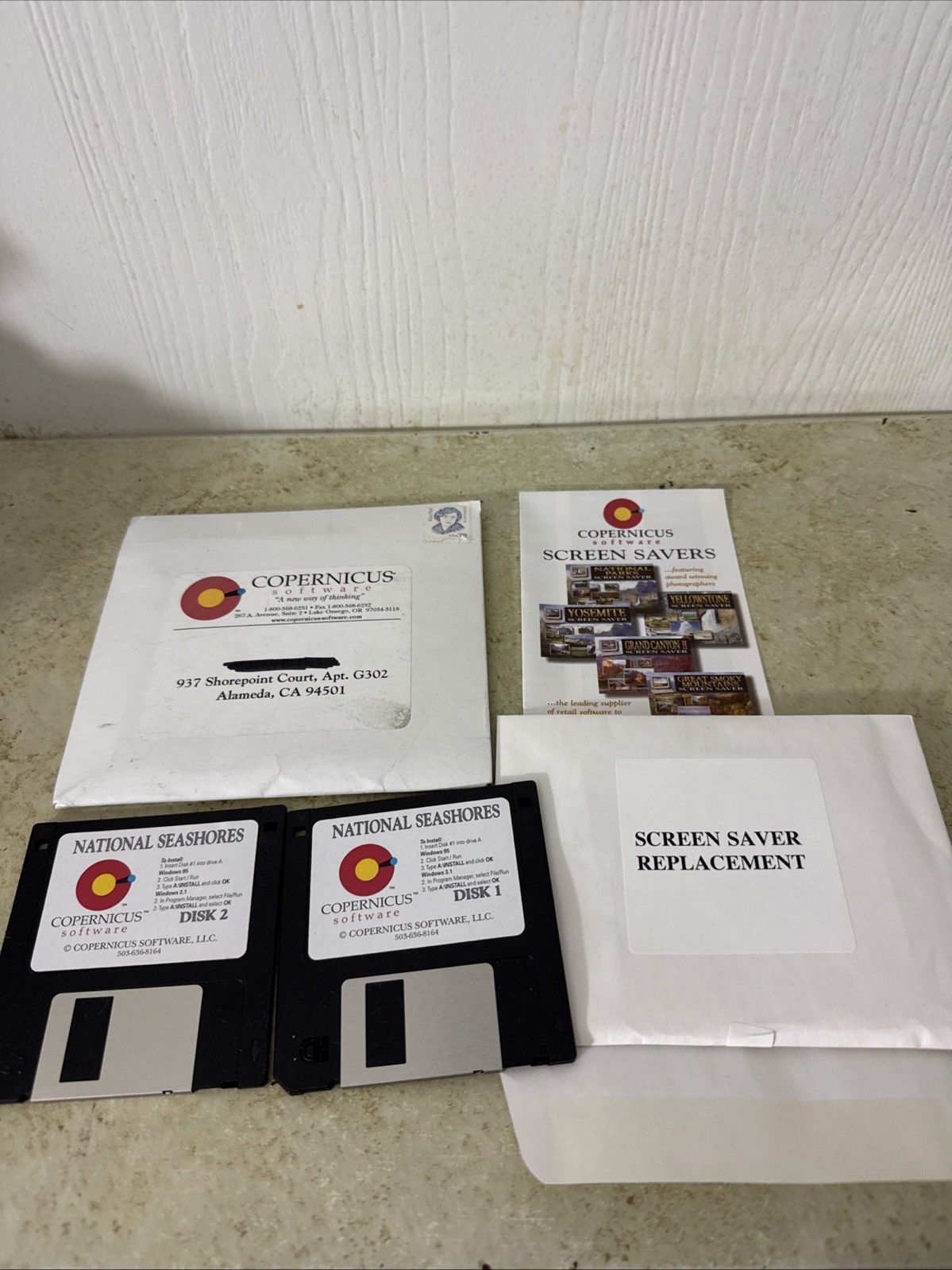 Copernicus Software National Seashores Screen Saver Vintage, 2 3.5" Floppy Disks