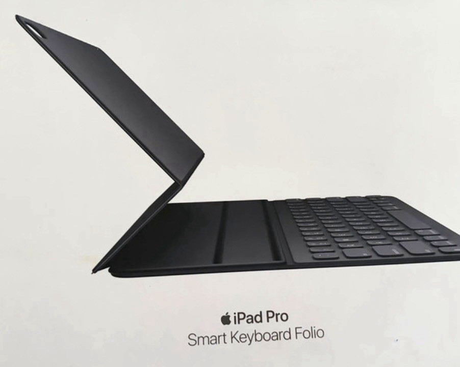 Apple iPad Pro Smart Keyboard Folio Case Black w/ Keyboard, Integrated Stand