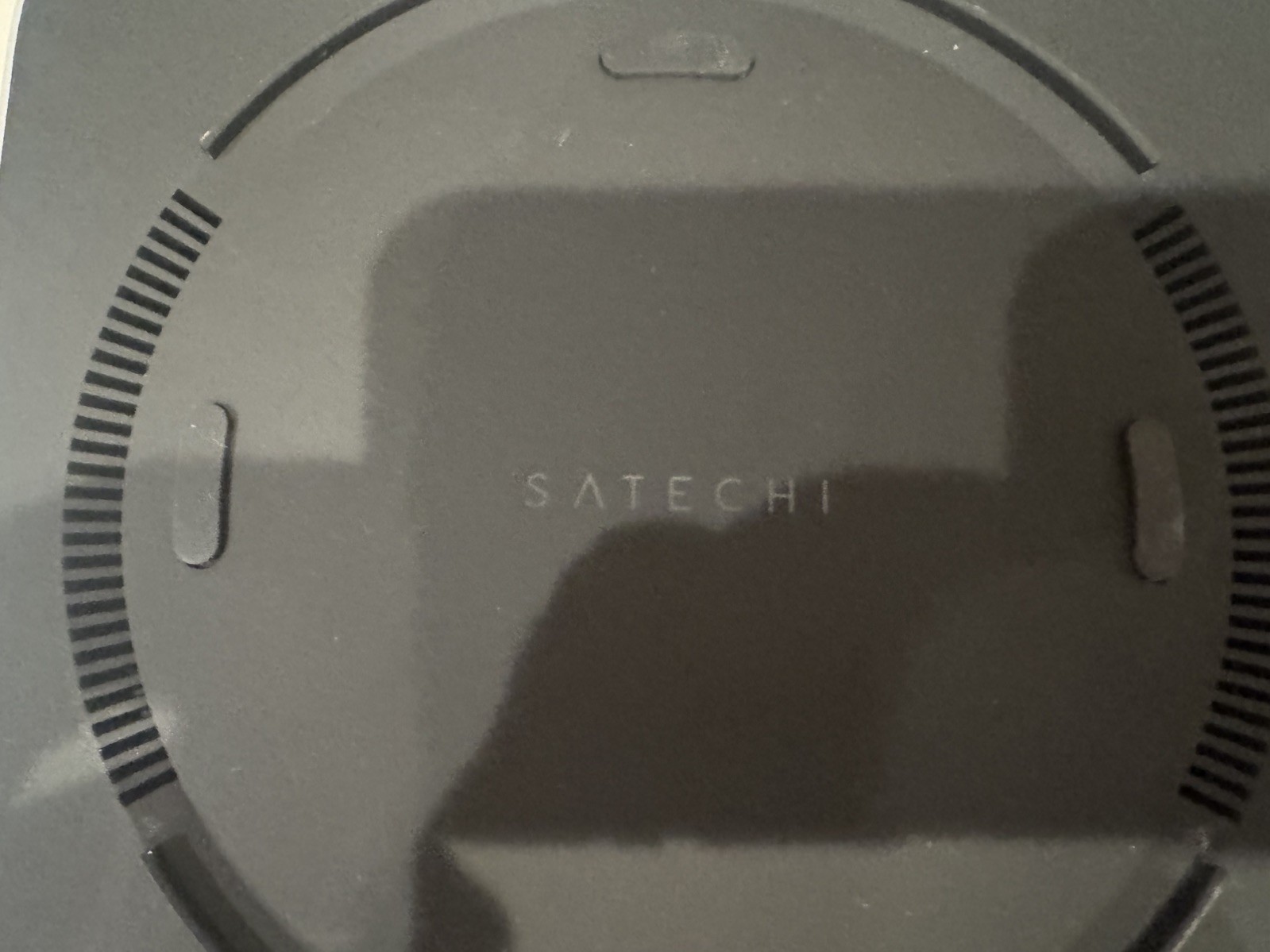 Satechi USBHub Stand for Mac mini USB-A/USB-C SD/microSD used for a short time 