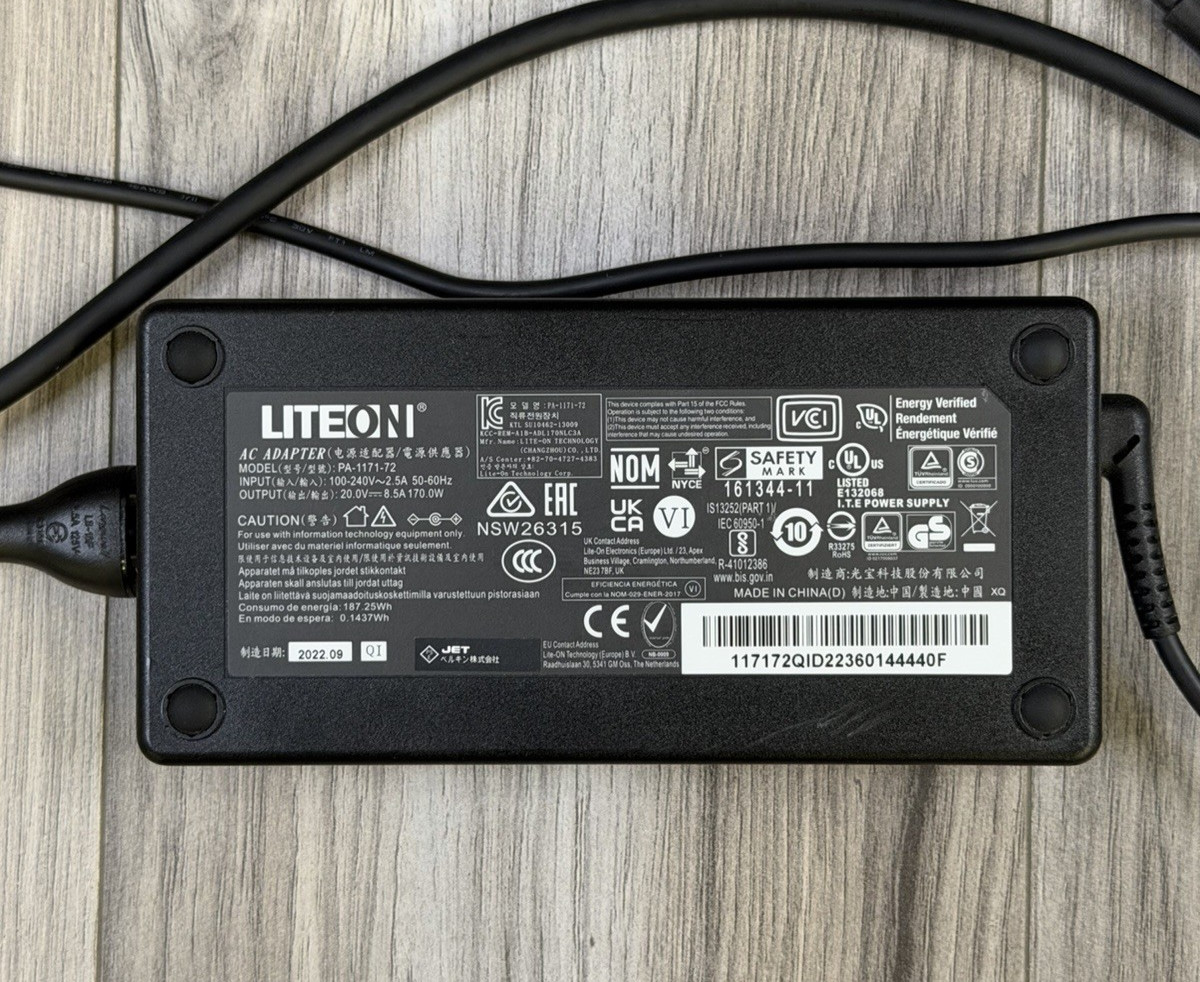 Lite-On PA-1171-72 AC Power Adapter Charger 20V 8.5A 170W Lenovo OEM Slim Tip