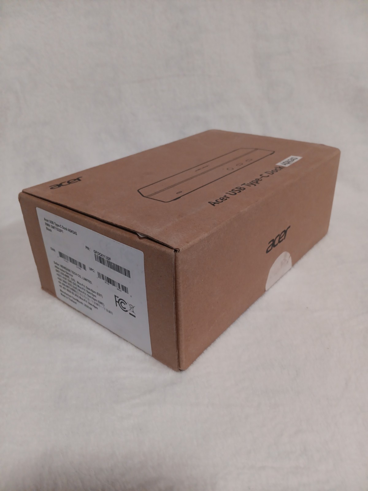 Acer USB Type-C 11-in-1 Laptop Dock Station M501 #ADK243 - Black