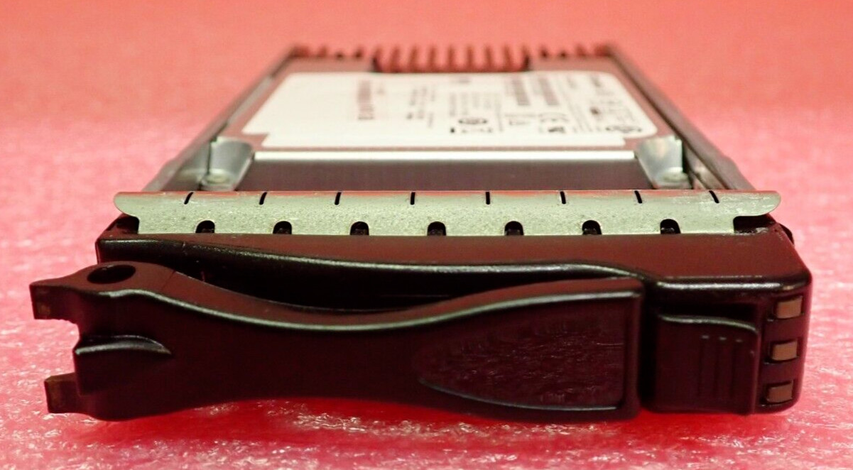 NetApp E-X4041C E-Series 800GB SAS 12G 2.5" Non-FDE SSD For DE5600/E5624/E2724