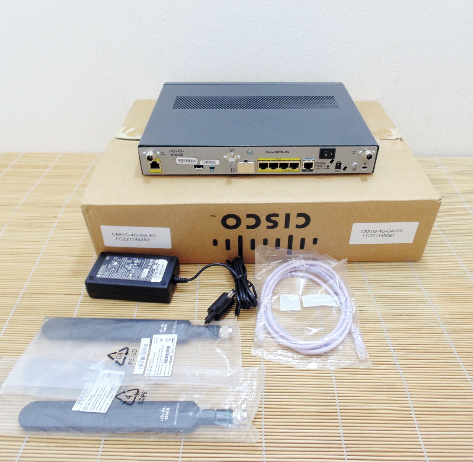 New other Cisco C881G-4G-GA-K9 LTE 2.0 Secure IOS Fast Ethernet Router New