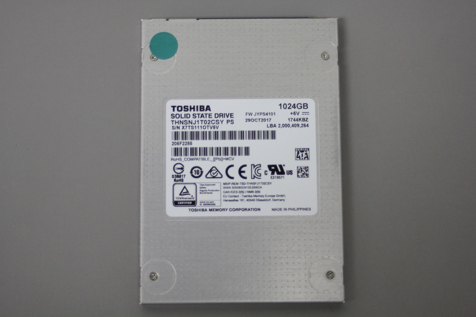 Toshiba THNSNJ1T02CSY 1TB 2.5 Inch SATA SSD Solid State Drive 80%-89% Health