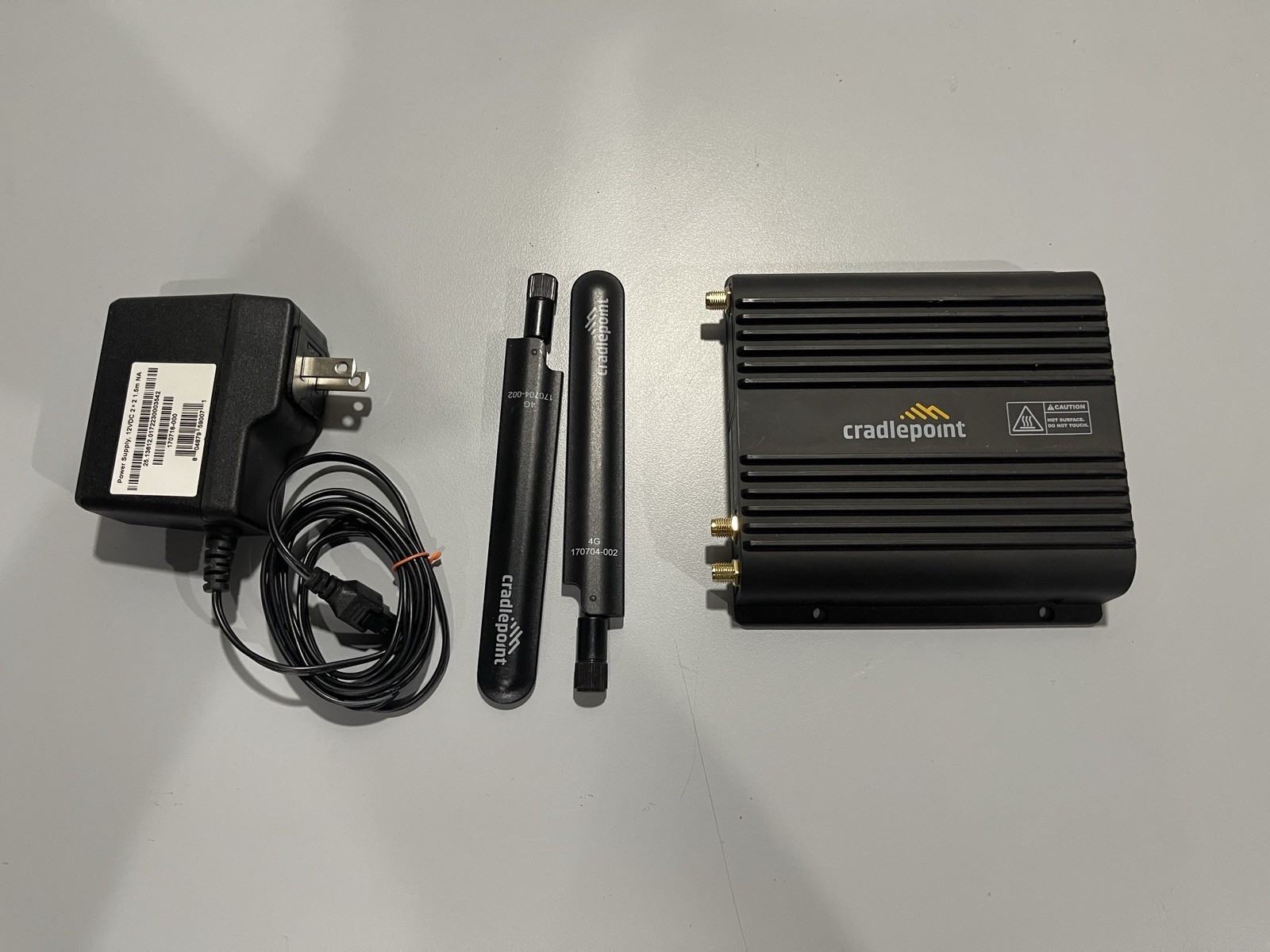 Cradlepoint IBR600C-150M-D 150 Mbps 2-Ports Wireless (Wi-Fi) Router