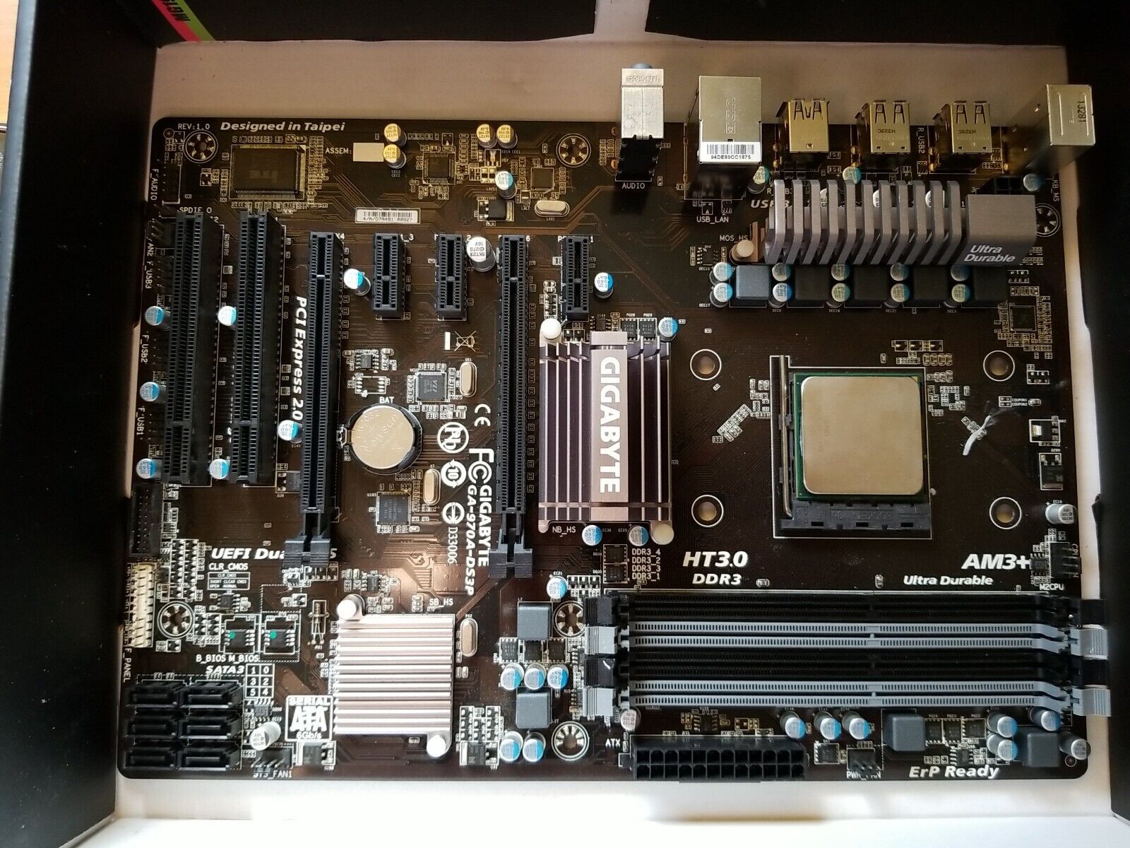 Gigabyte GA-970A-DS3 Motherboard w/ AMD FX FD6300WMW6KHK CPU + I/O Shield