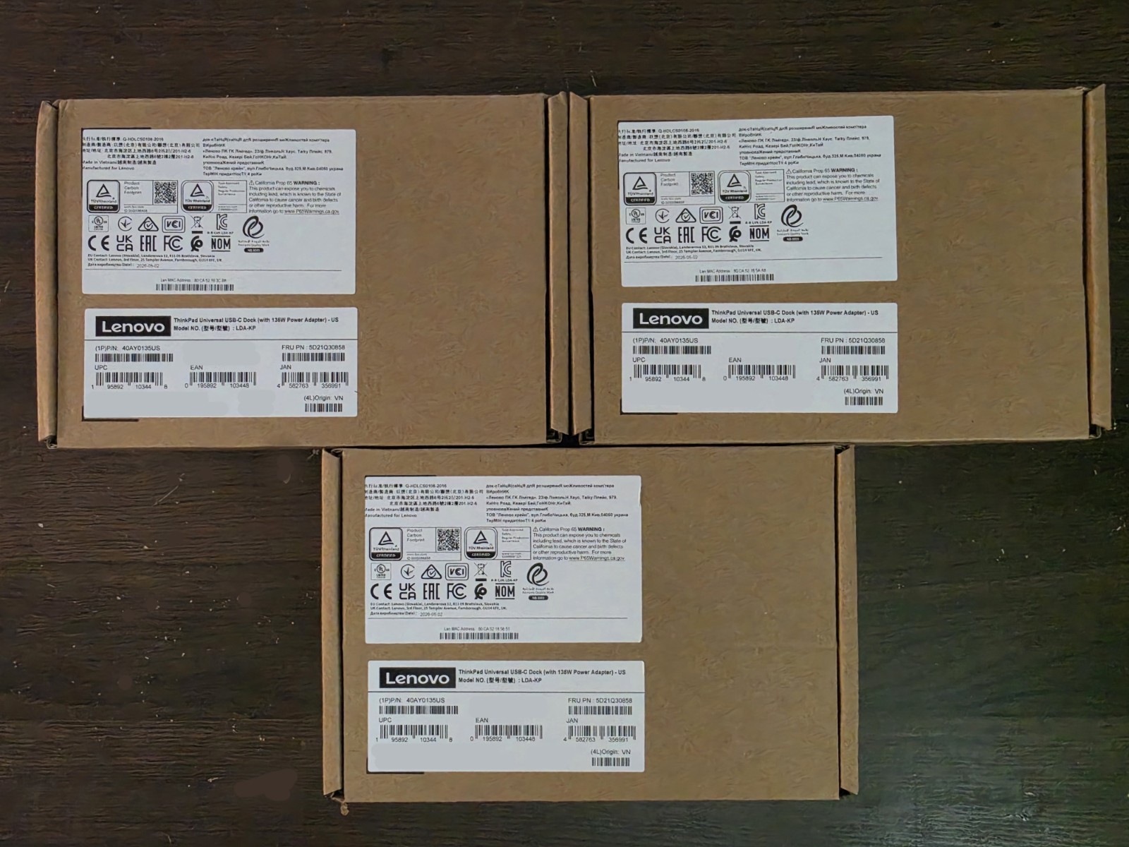 3-pack Lenovo ThinkPad 135 Watt Universal USB-C Dock 40AY0135US Bundle SEALED