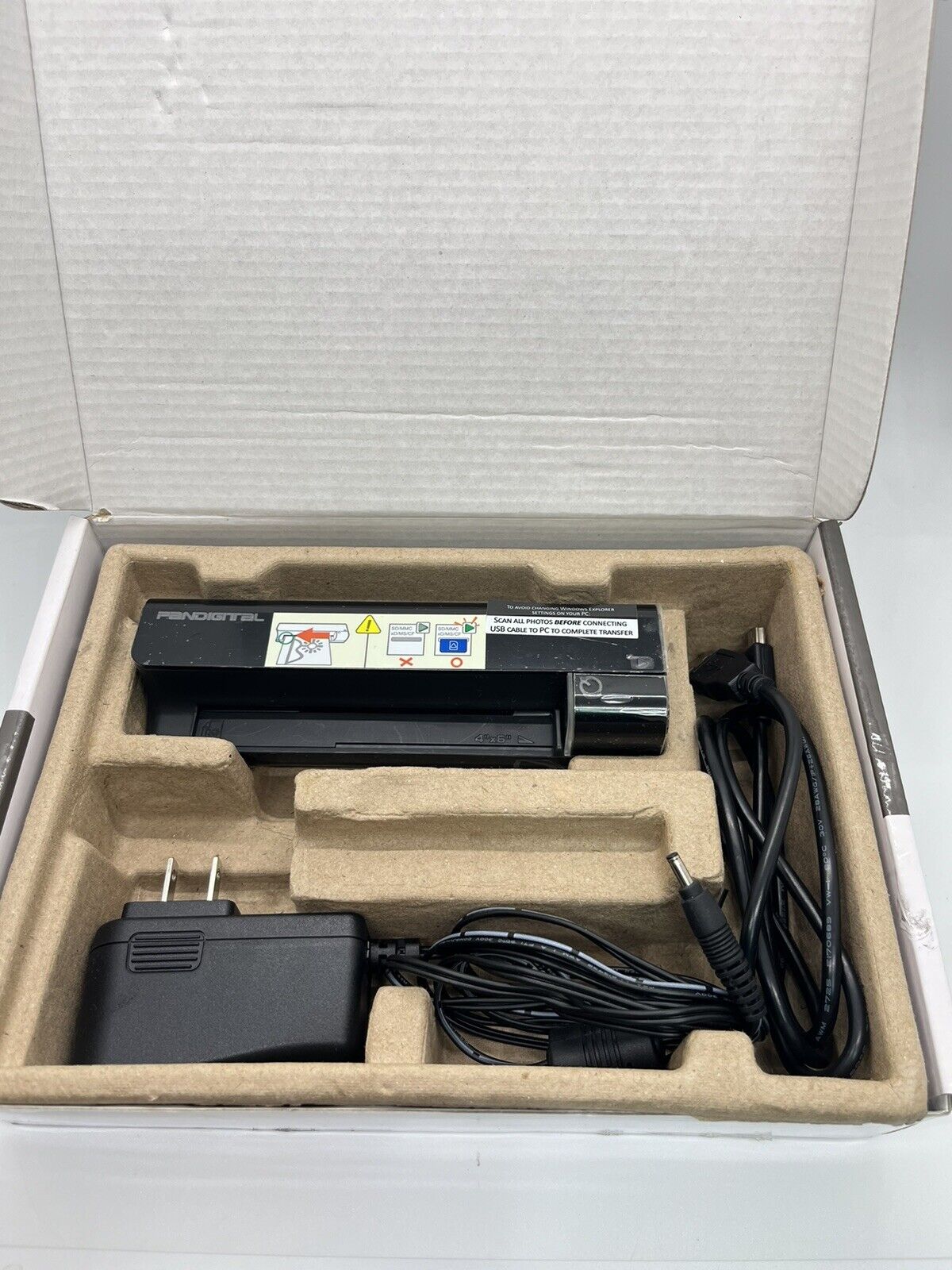 Pandigital Photolink One-Touch Flatbed Scanner - PANSCN01 Includes Card TESTED