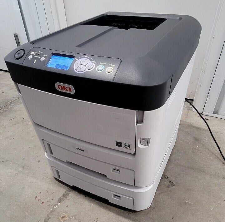 Preowned OKI C712 W/ TONER LASER excellent condition with extra tray