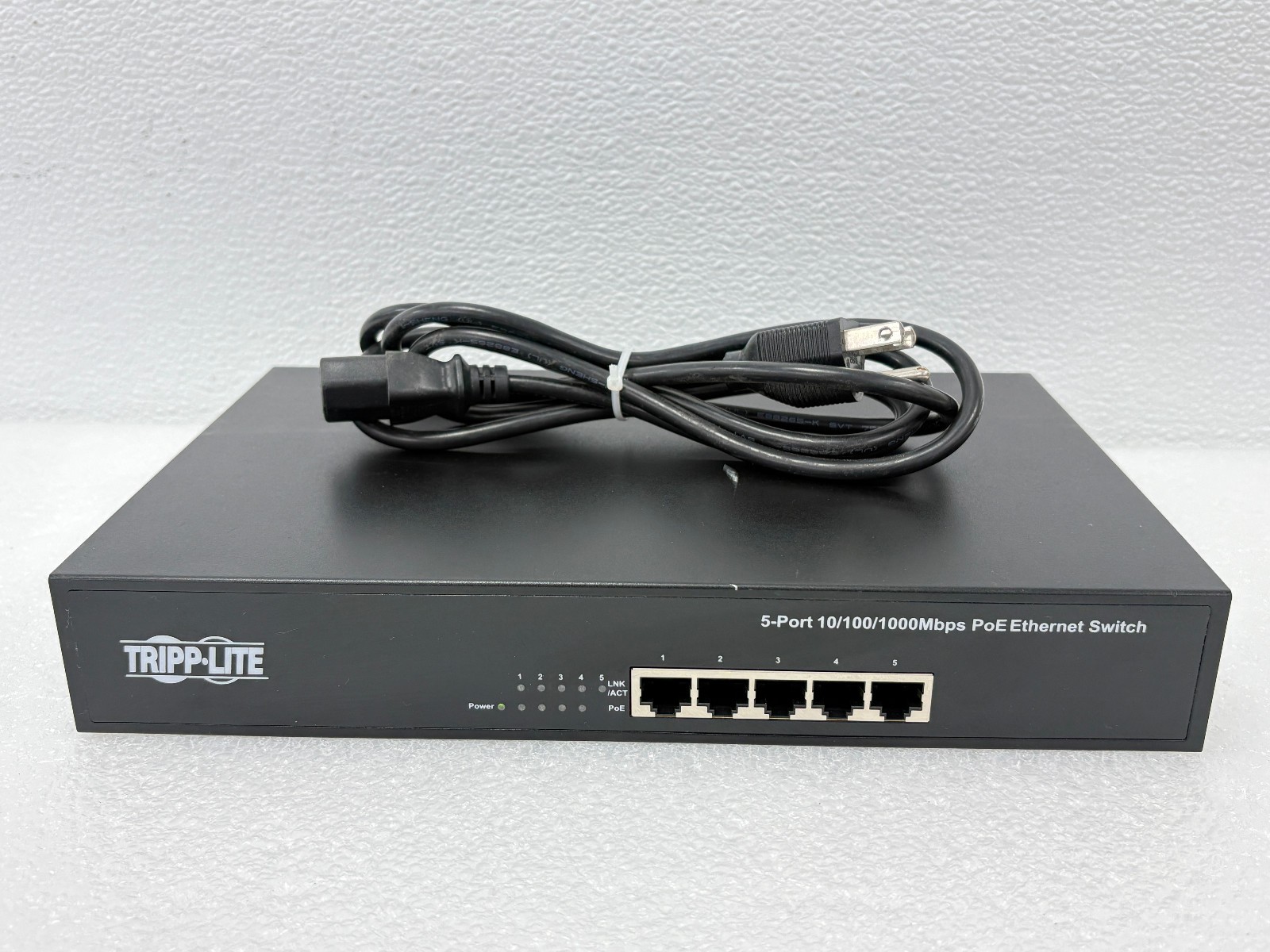 Pre Owned | Tripp Lite NG5POE 5-Port 10/100/1000Mbps PoE Ethernet Network Switch