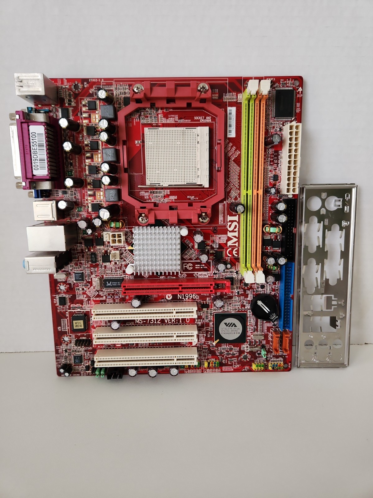 MSI K9MM‑V Socket AM2 Motherboard w/ IO Shield AGP PCI RETRO GAMING BOOTS TO BIO