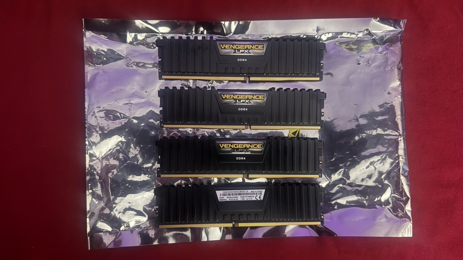 Corsair Vengeance LPX 32GB (4x8) DDR4 3600MHz 288-Pin DIMM RAM