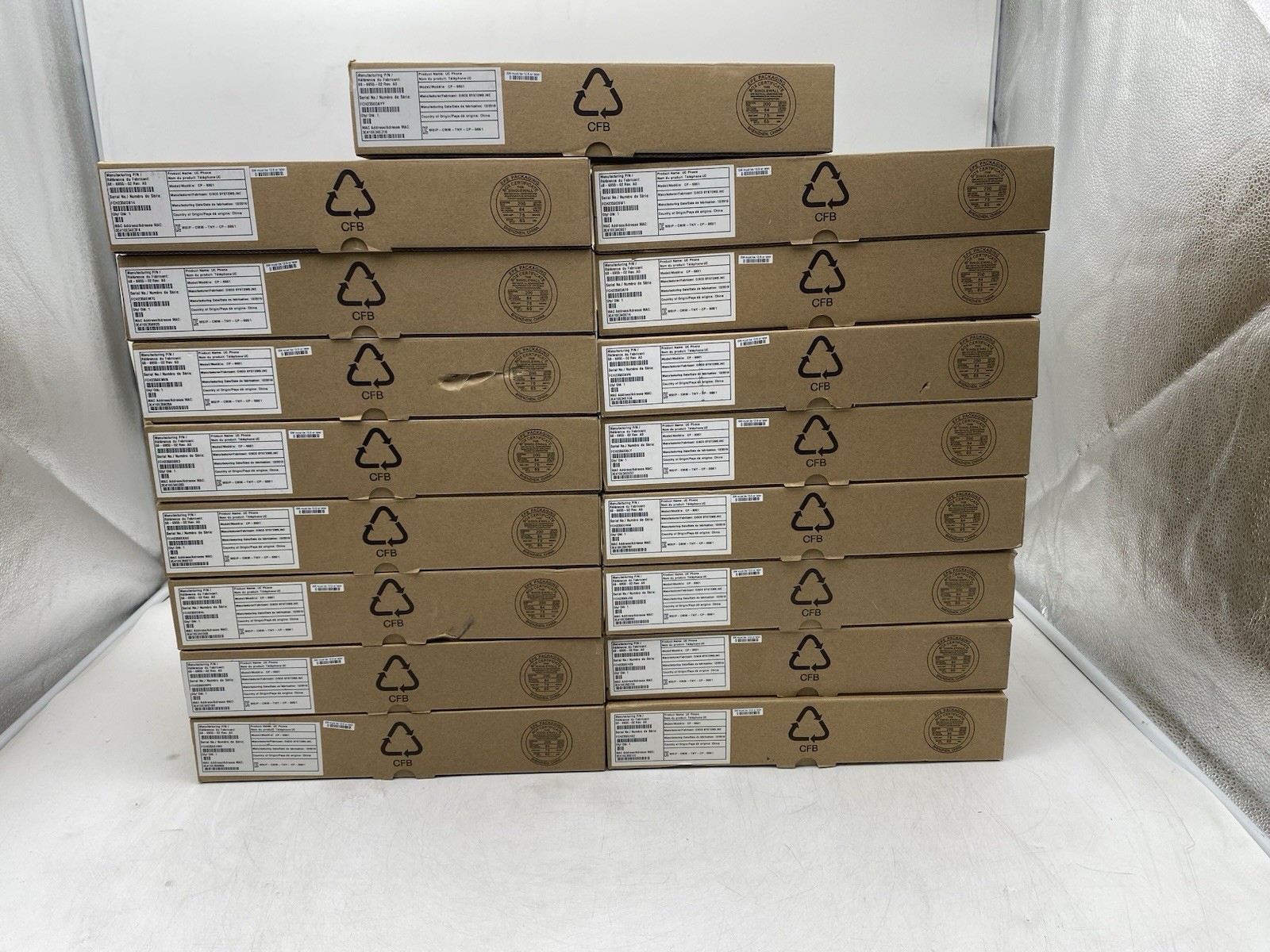 Lot of 17 Cisco CP-8861-K9 IP Business Phone w/ Stand & Handset
