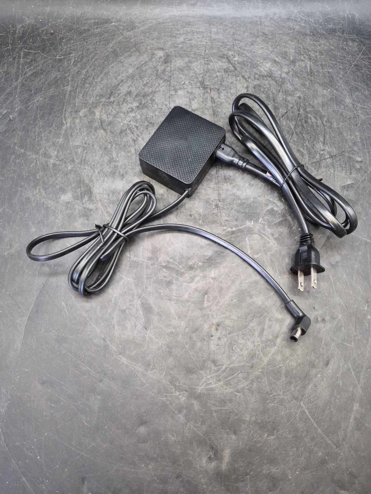 Genuine Samsung Monitor TV AC/DC Adapter Power Supply A2514_RPN 14V 1.79A 25W