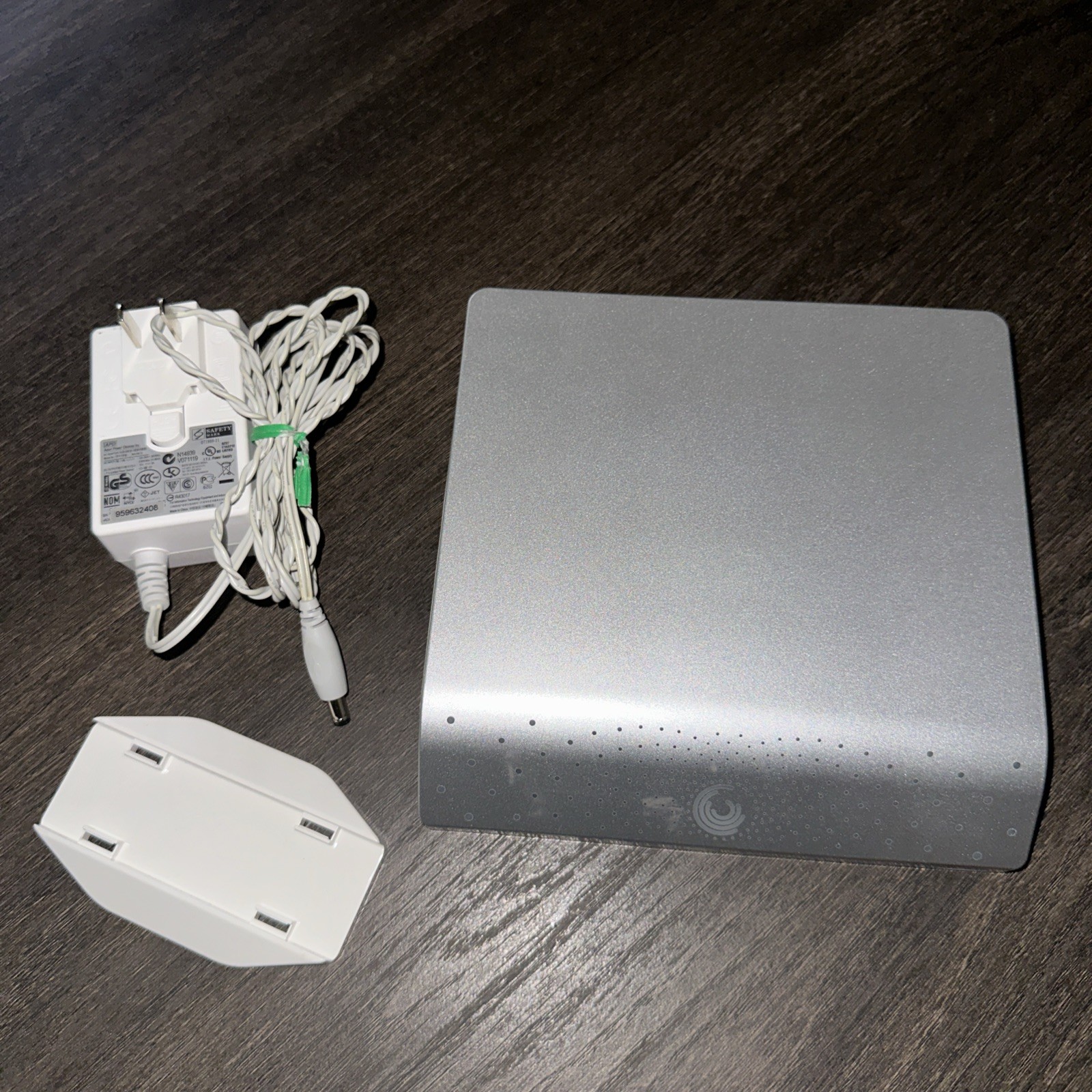 Seagate FreeAgent Desk External Hard Drive 500 GB ~ Power Cord