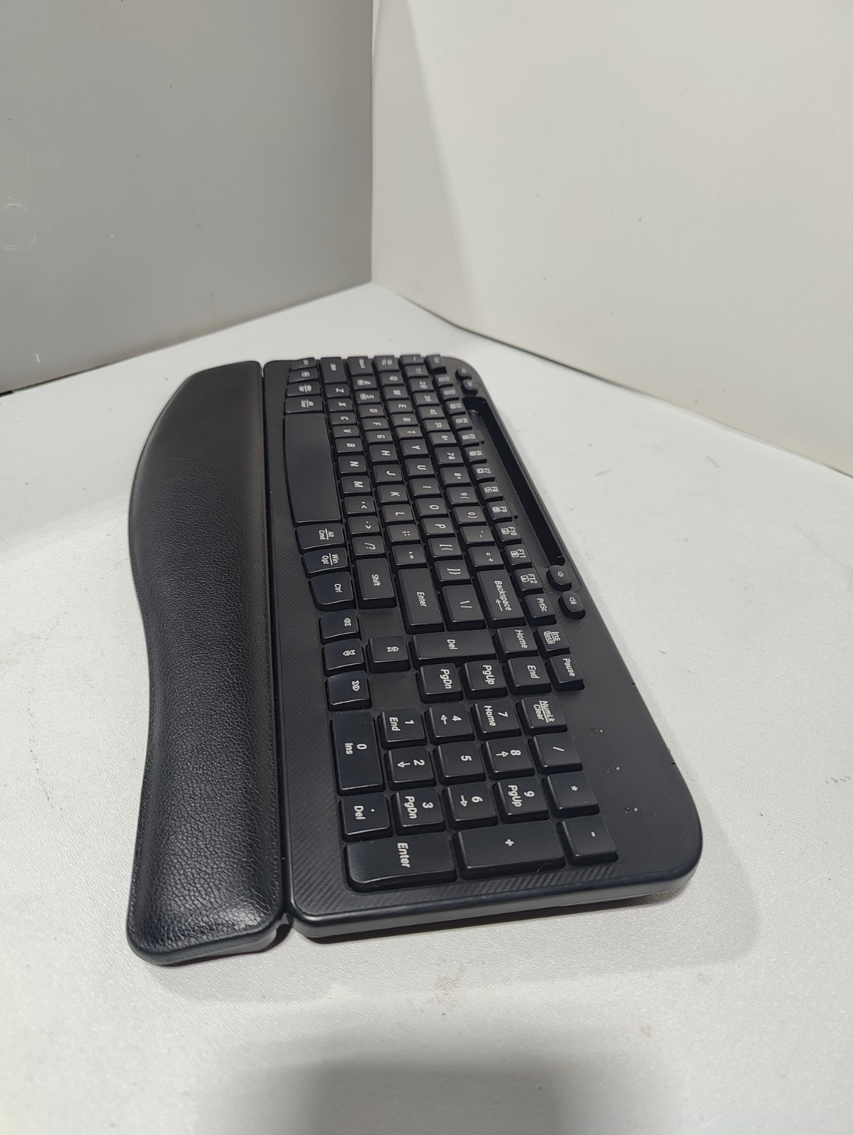 Microsoft Comfort Desktop 5000 CSD-00001 Wireless Keyboard